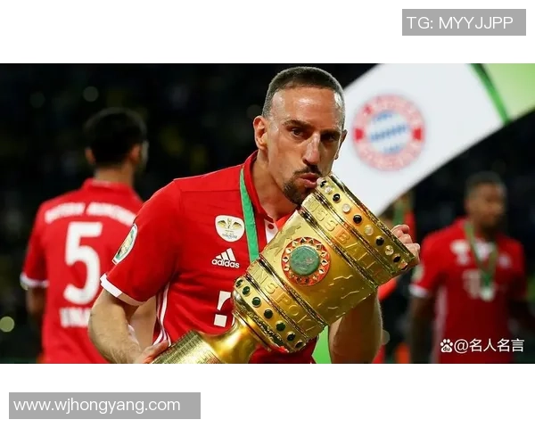 史上十大足球球星排名揭晓 谁是最伟大的足球传奇人物 史上十大足球球星排名揭晓 谁是最伟大的足球传奇人物