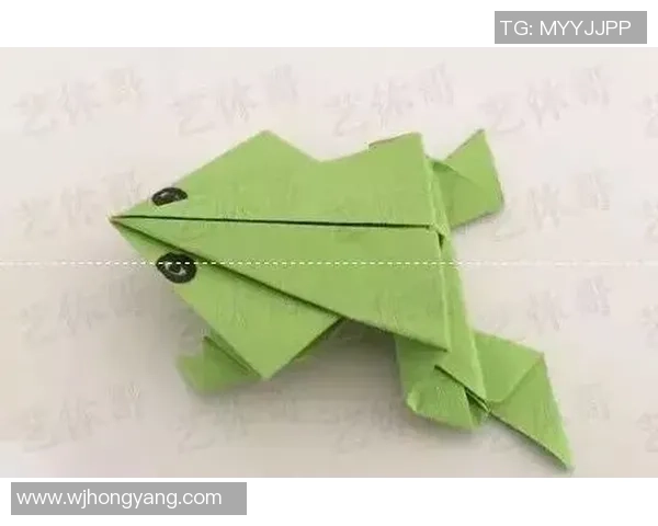 如何折叠足球星卡包详细教程视频轻松学会制作折纸卡包