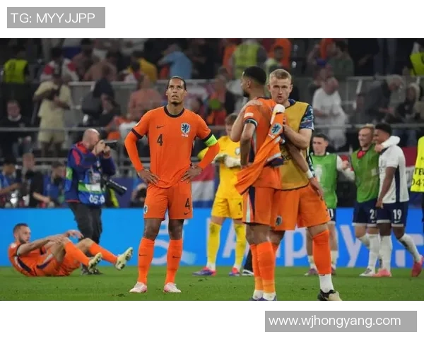 荷兰足球史上第一球星是谁 他的辉煌成就与影响力分析 荷兰足球史上第一球星是谁 他的辉煌成就与影响力分析