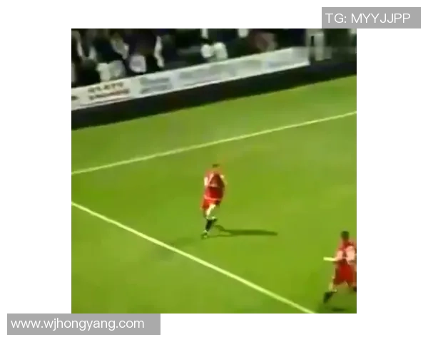 足球场上的帅气之星：球员头像与足球魅力完美融合的视觉盛宴