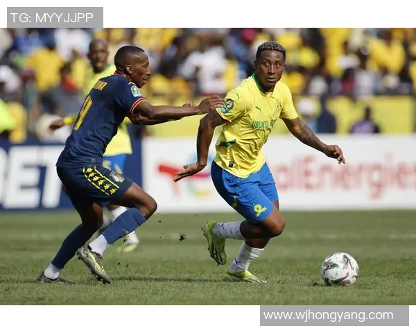 戴眼镜踢足球的外国球星那些事儿：挑战视力极限的运动传奇